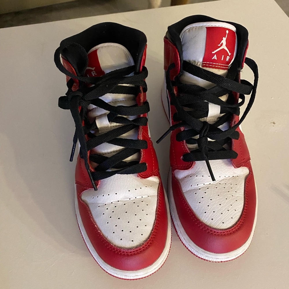 Air Jordan’s 5.5y